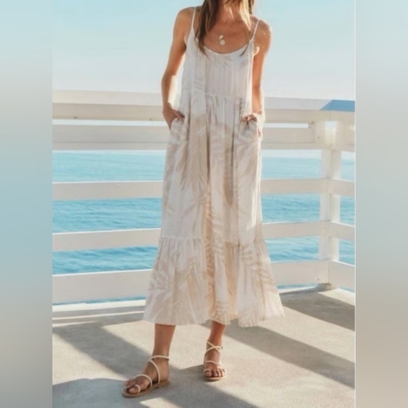 Z SUPPLY LIDO MAXI DRESS PALM LEAF PRINT IN CREAM AND TAN . SIZE X-SMALL. - Picture 3 of 9